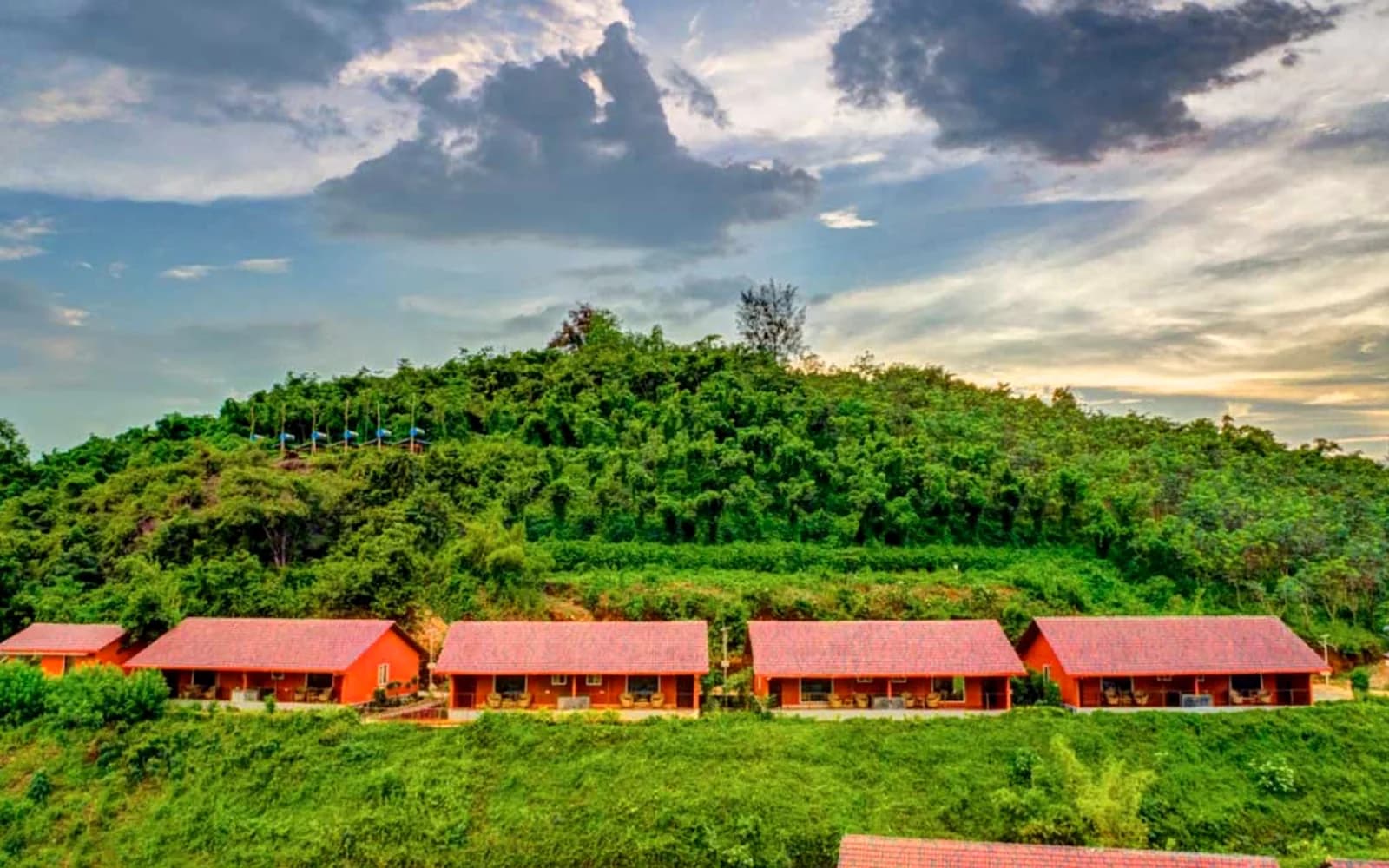 Estate Resort